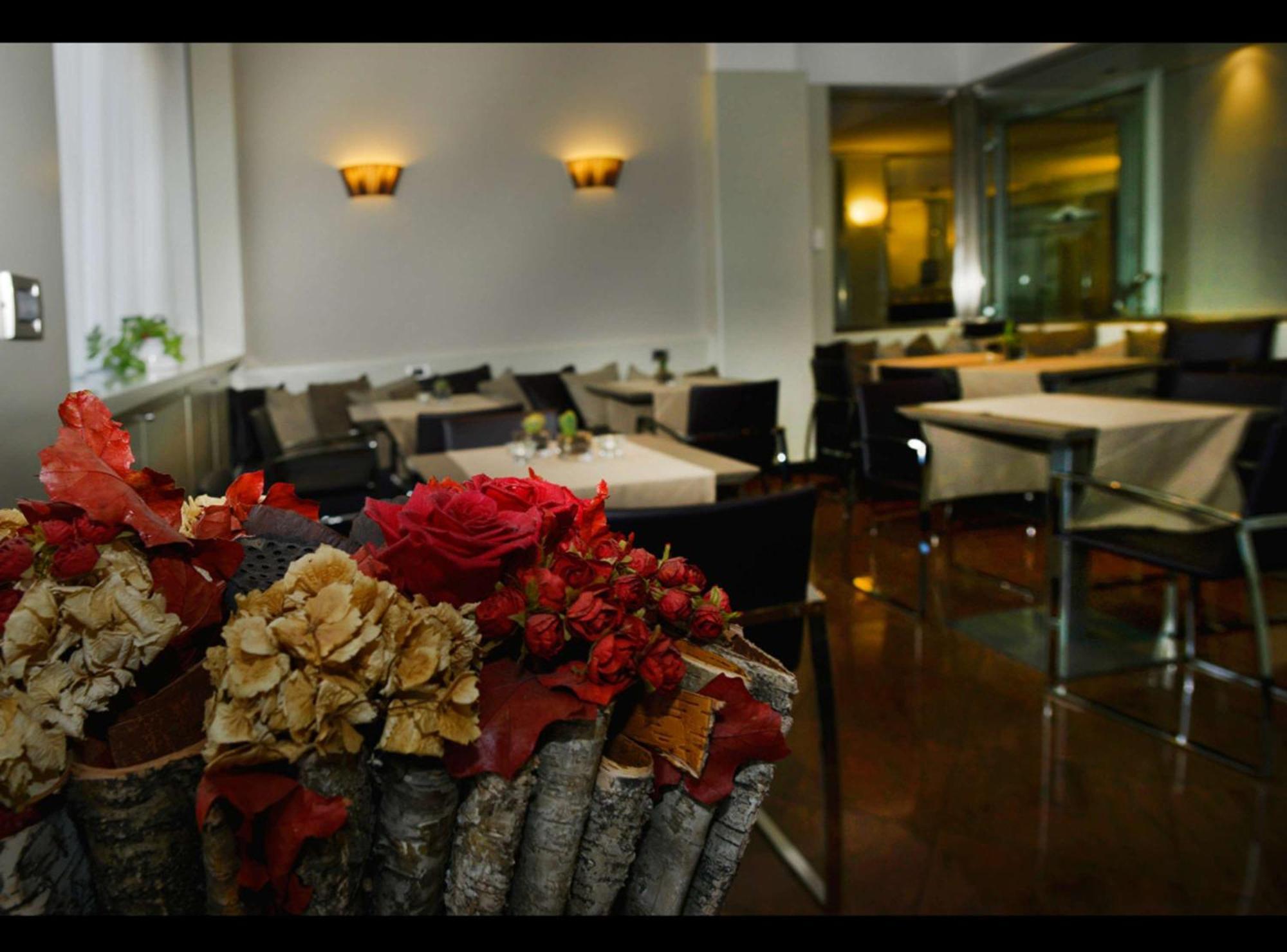 Sure Hotel By Best Western Milano Padova Exterior photo